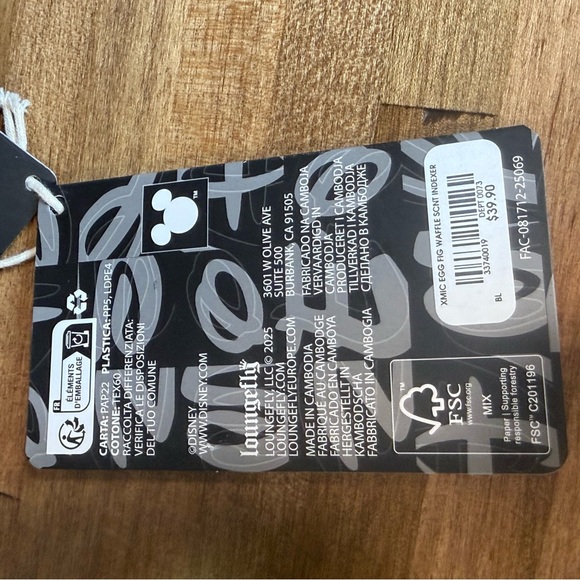 Disney Loungefly Mickey Mouse Waffle Scented Wallet - Picture 4 of 5